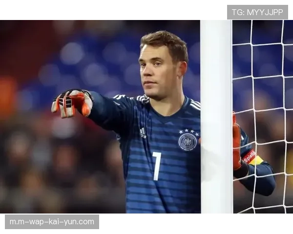 诺伊尔高龄仍献满分表现 拜仁门神单场多次神扑保零封